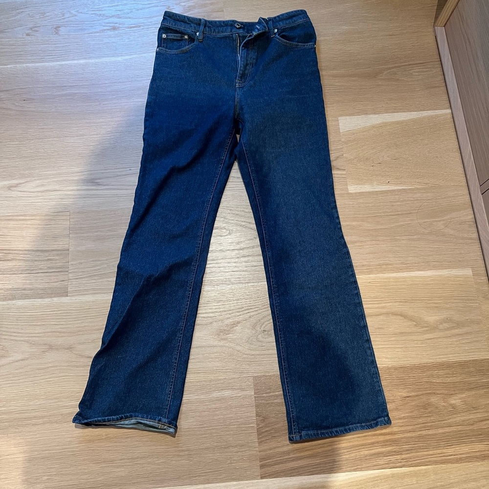 Club Monaco The Perfect Bootcut Jeans Size 28
